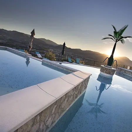 La Castellaia Semesteranläggning (resort) 3*