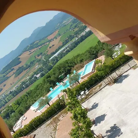 La Castellaia 3*